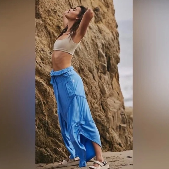 NWOT FP Movement Head Start Harem Pants - SZ M - COLOR : Costal blue - Picture 4 of 11